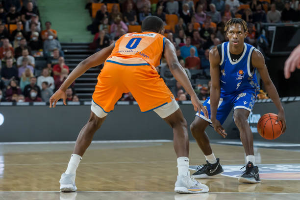 队战术的精 队战术的精