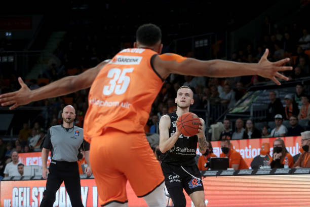 抗和门前嗅 抗和门前嗅